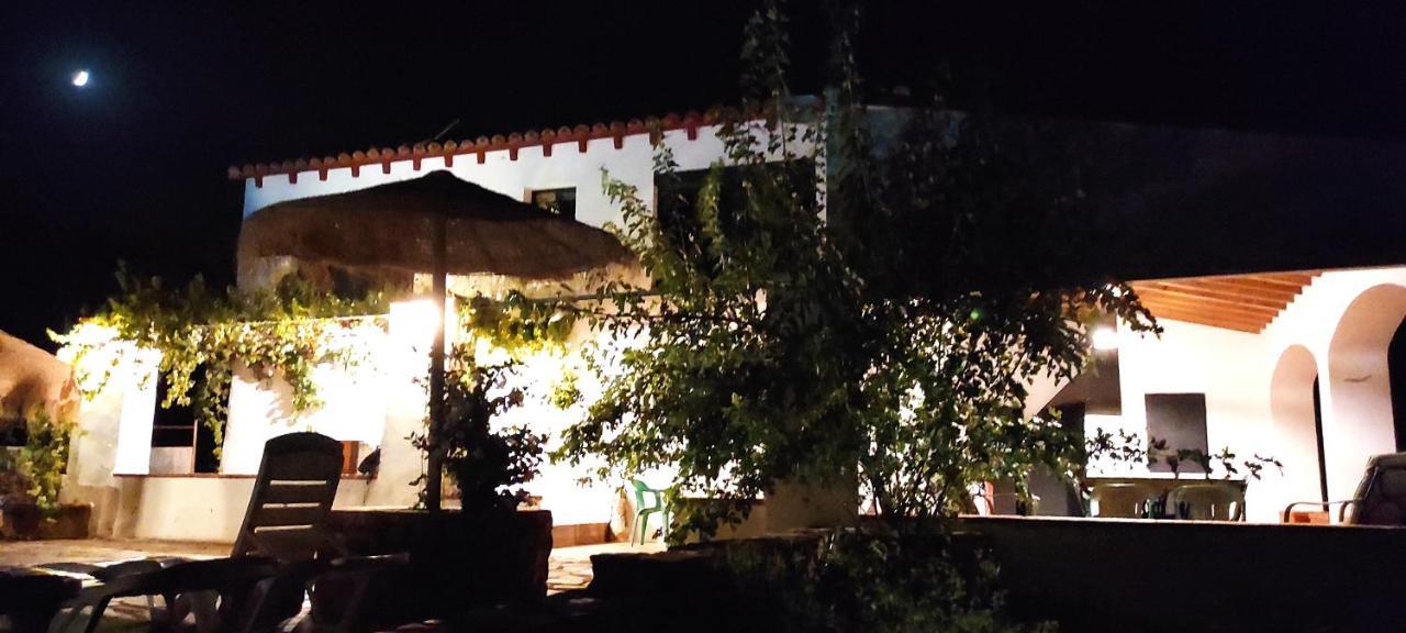 Casa Rural Monterrey Aroche Exterior photo